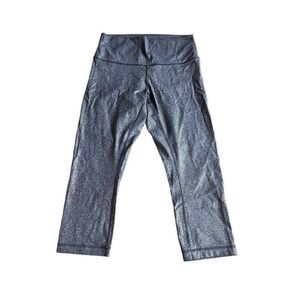 Lululemon womens Sz 8 black silver wunder under luminosity foil leggings